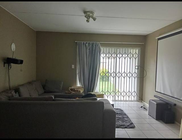 2 BEDROOM APARTMENT FOR SALE IN VORNA VALLEY